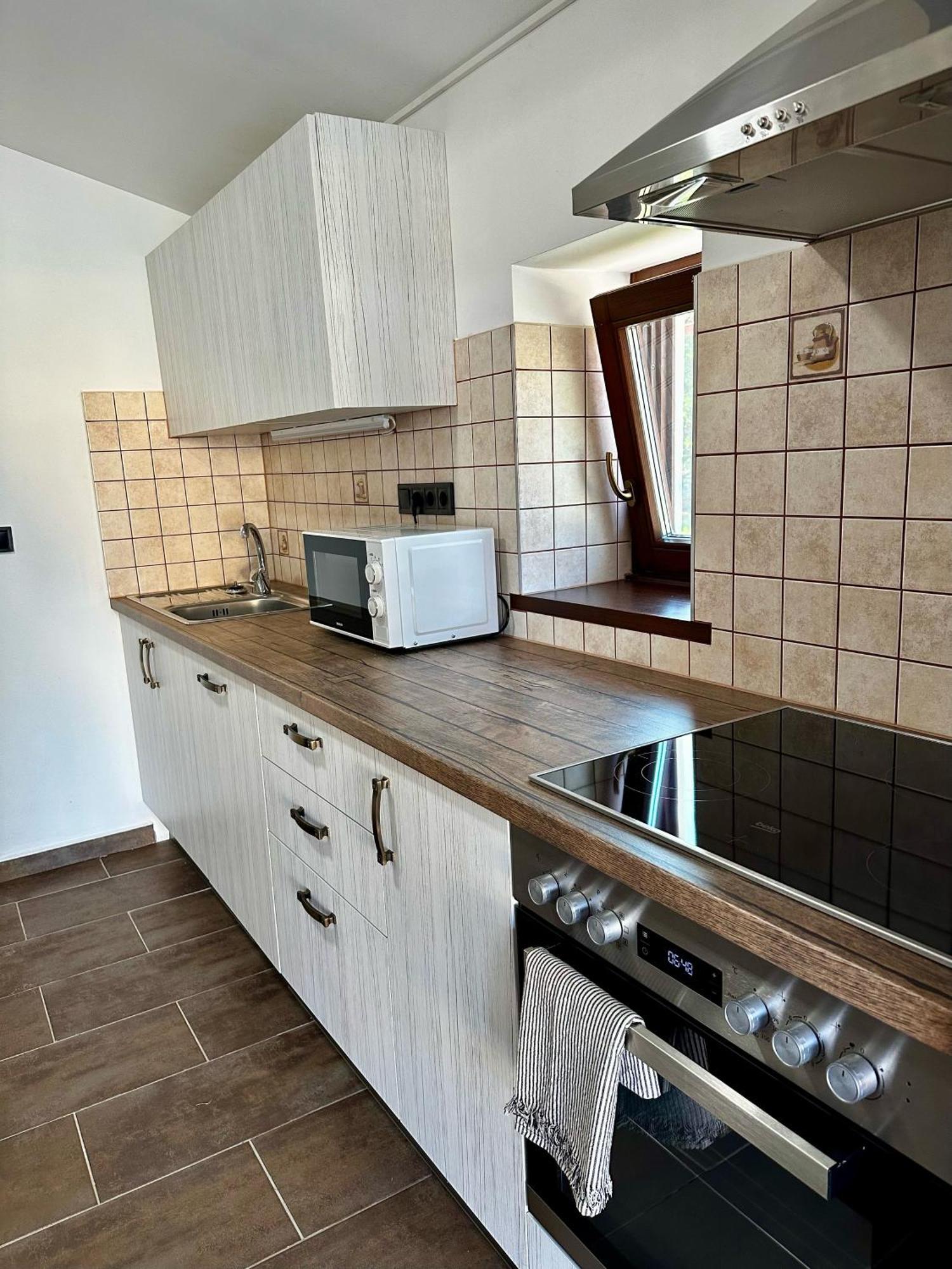 Penny Apartmanok Szigetvár Buitenkant foto