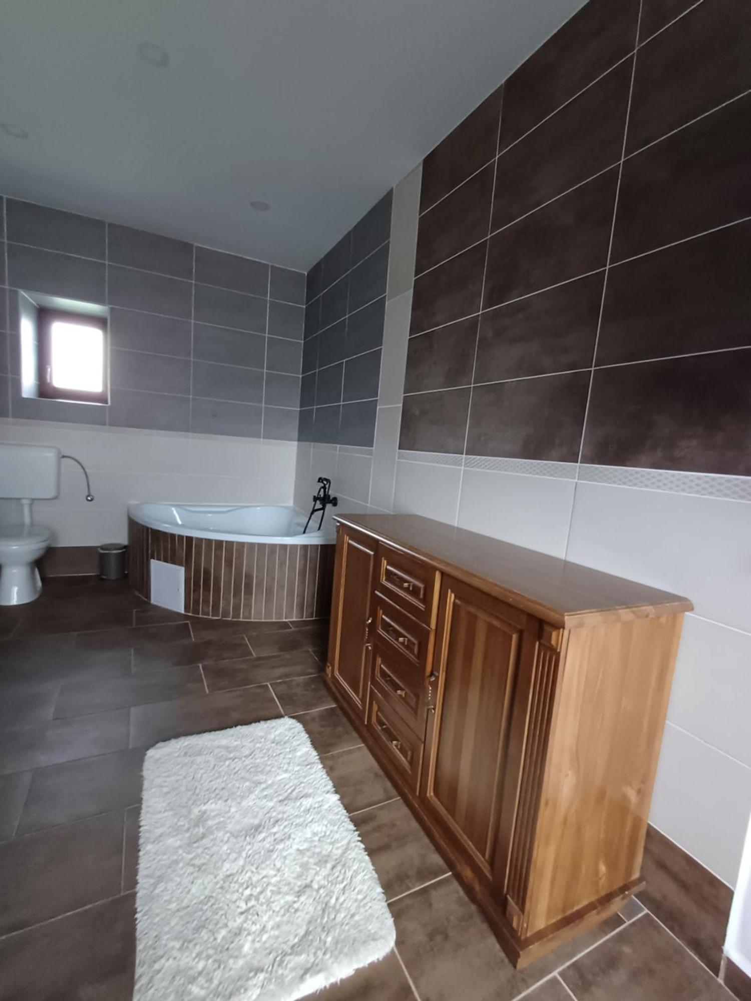 Penny Apartmanok Szigetvár Buitenkant foto