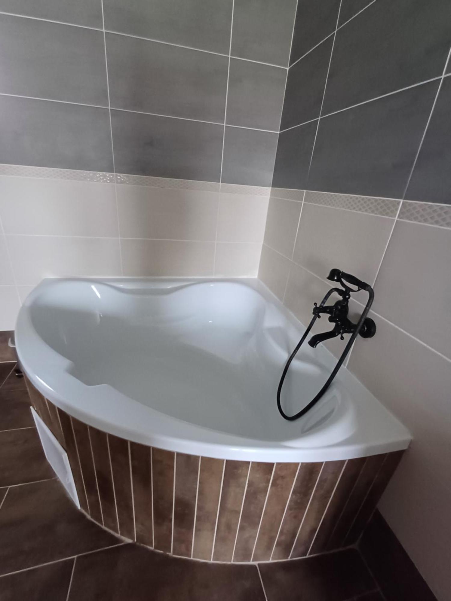 Penny Apartmanok Szigetvár Buitenkant foto