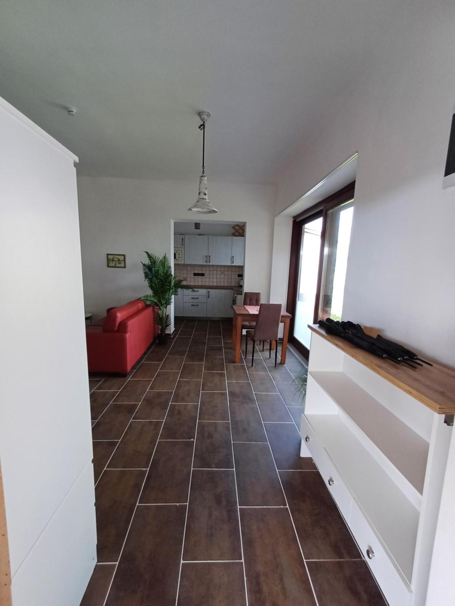 Penny Apartmanok Szigetvár Buitenkant foto
